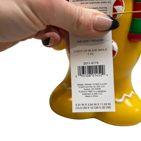 Christmas Holiday Time 11” Blow Mold Table Top Gingerbread Man Light Up LED NEW - Picture 7 of 9